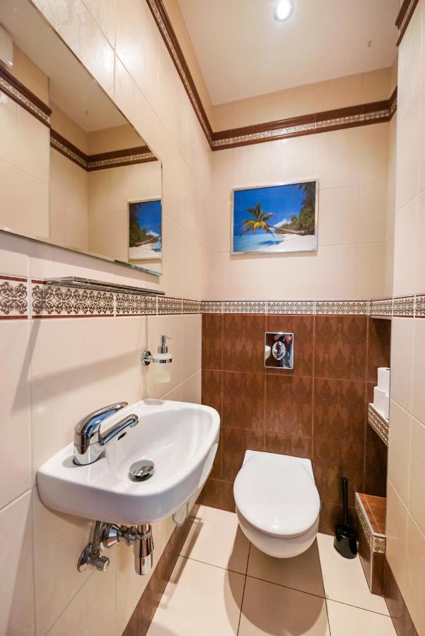Metro Wilanowska Homely Apartment Varsovia Exterior foto